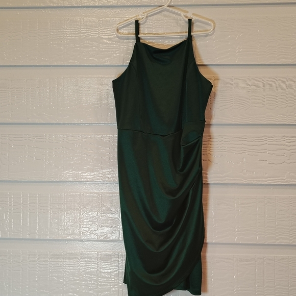 HONEY & ROSIE DRESS GIRLS SZ 14 SATIN FEEL EMERALD GREEN FORMAL HOLIDAY XMAS - Picture 2 of 9